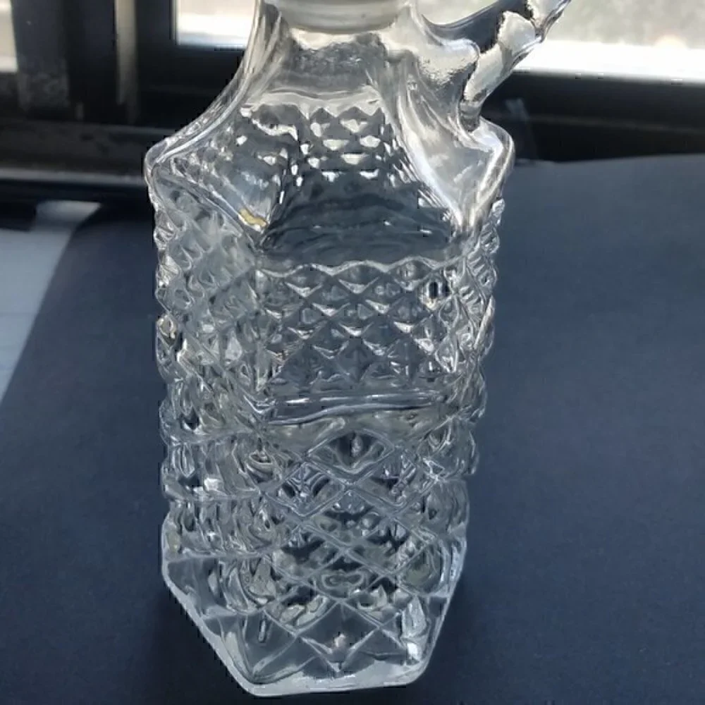 Vintage Anchor Hocking Wexford Pattern Cruet
